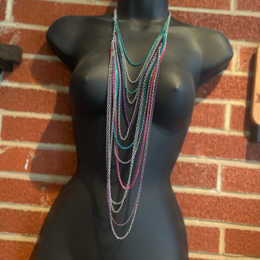 Costume jewelry-necklace- Fun piece!